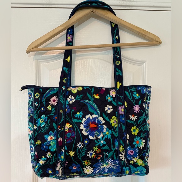 Vera Bradley Iconic Small Vera Tote Moonlight Garden - Picture 13 of 14